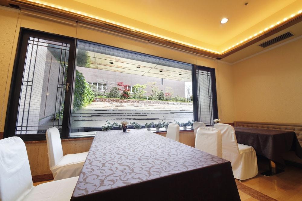 โรงแรมฮิโรชิม่า การ์เด้น พาเลซ ภายนอก รูปภาพ